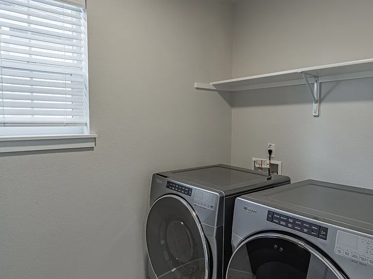 4768 NW Huserik Dr — Photo 16