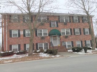 61 Mystic St APT 6, Methuen, MA 01844