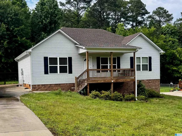 804 Cheyenne Dr, Warrior, AL 35180