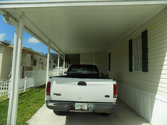 3rd image of 9644 Clubhouse Ln