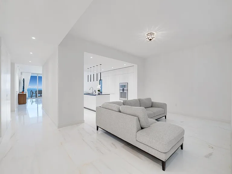 300 Biscayne Boulevard Way #1804 — Photo 11