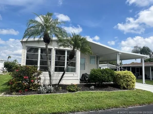 879 Sun Bird Ln, Boynton Beach, FL 33436