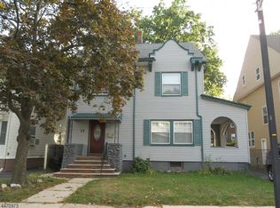 17 Chelsea Pl, East Orange, NJ 07018