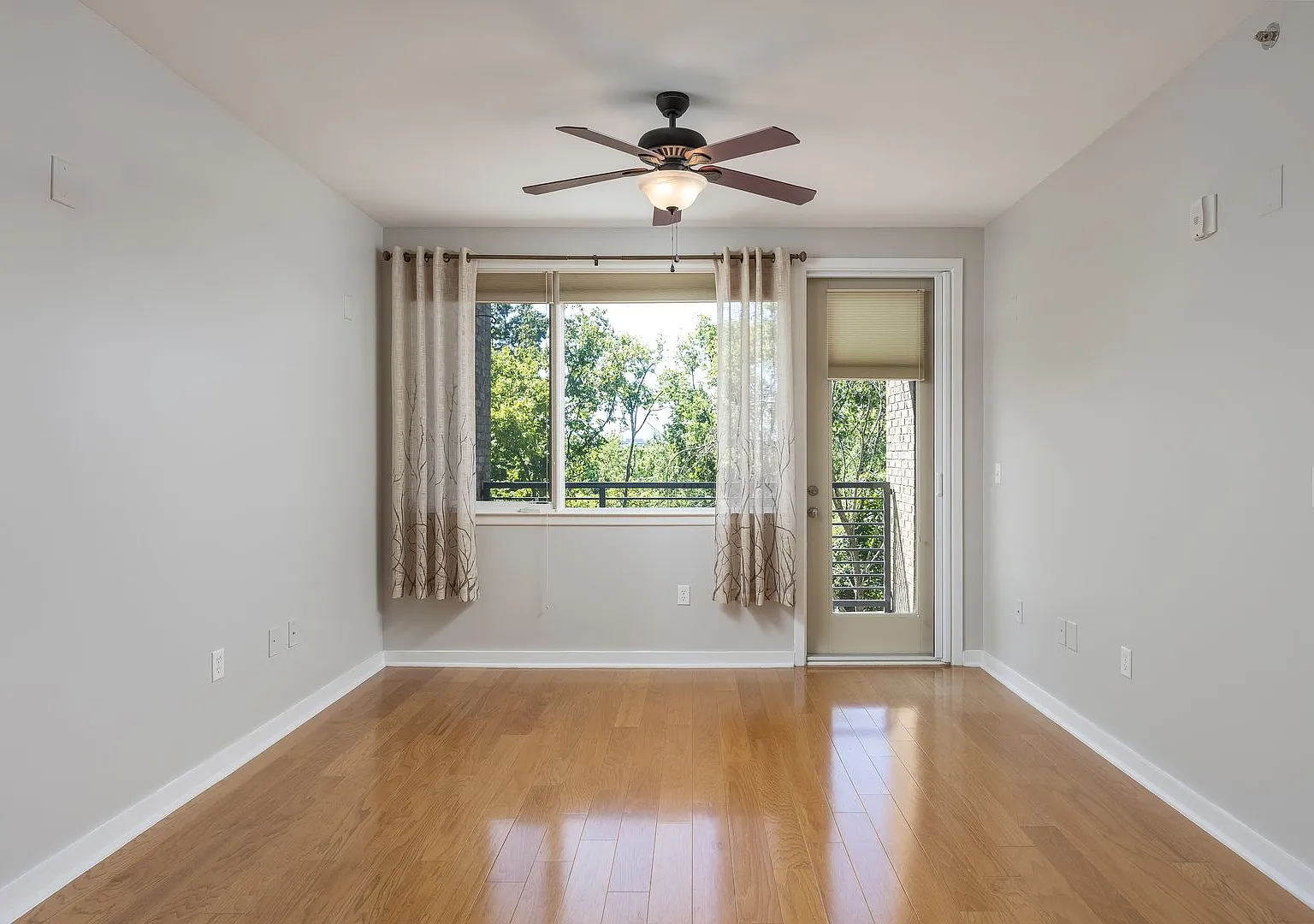 200 Manufacturers Road Unit 415 — Photo 4