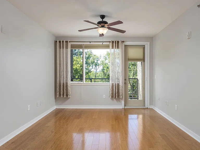 200 Manufacturers Rd #415 — Photo 4