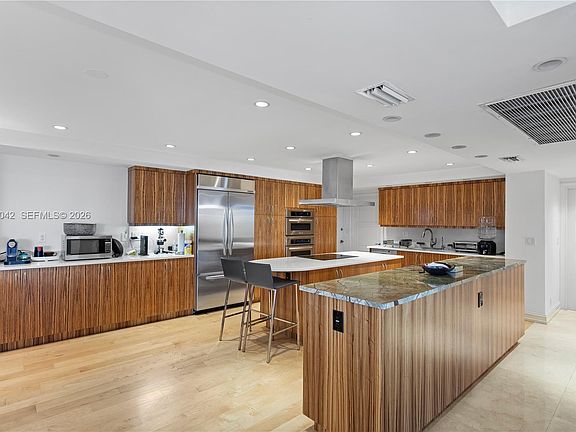 5th image of 10155 Collins Ave APT 1105