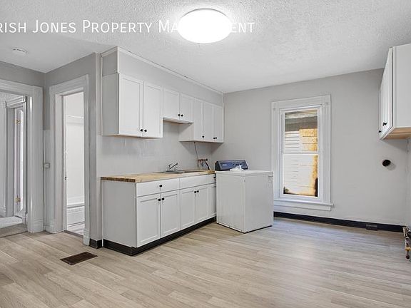 5th image of 536 Plymouth Ave #2