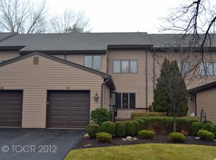 178 Van Winkle Ln, Mahwah, NJ 07430