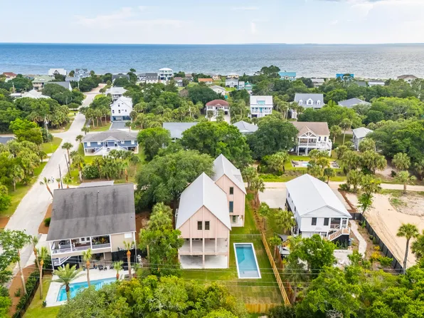 3102 Fort St, Edisto Island, SC 29438