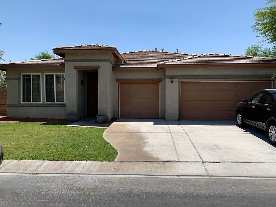 1st image of 79929 Coatbridge Ct