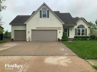 1504 Horseshoe Dr, Raymore, MO 64083