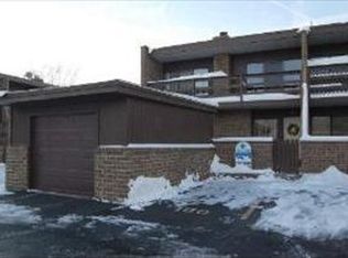 1413 Kenneth Cir, Elgin, IL 60120