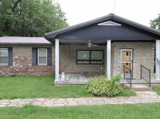 1041 Salt River Rd, Lawrenceburg, KY 40342