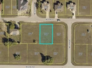 1102 NE 9th St, Cape Coral, FL 33909