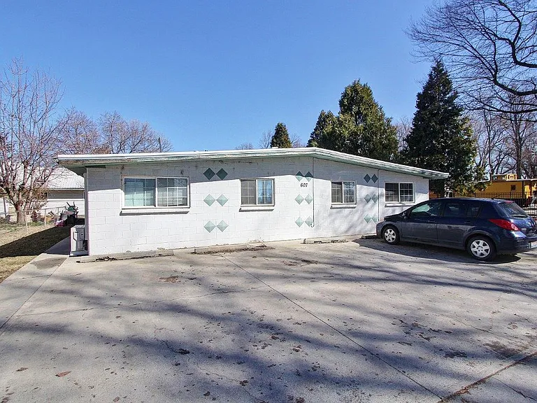 607 Harrison St #4 — Photo 2