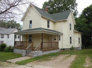 340 Jackson Pl, Elkhart, IN 46516