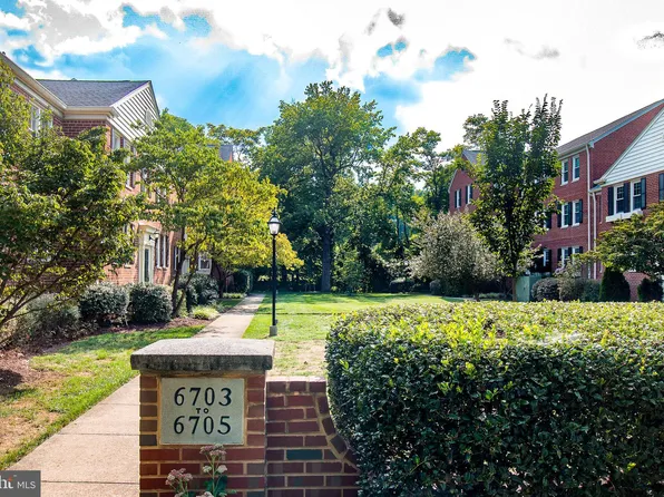 6705 W Wakefield Dr APT C1, Alexandria, VA 22307