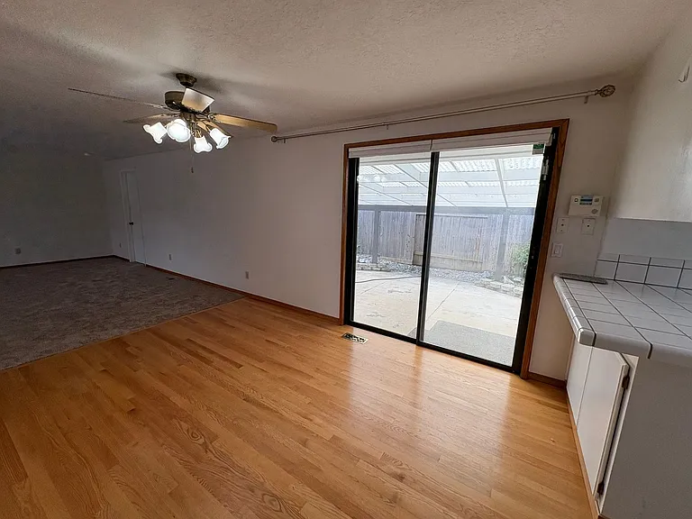 2292 Timothy Ct — Photo 5