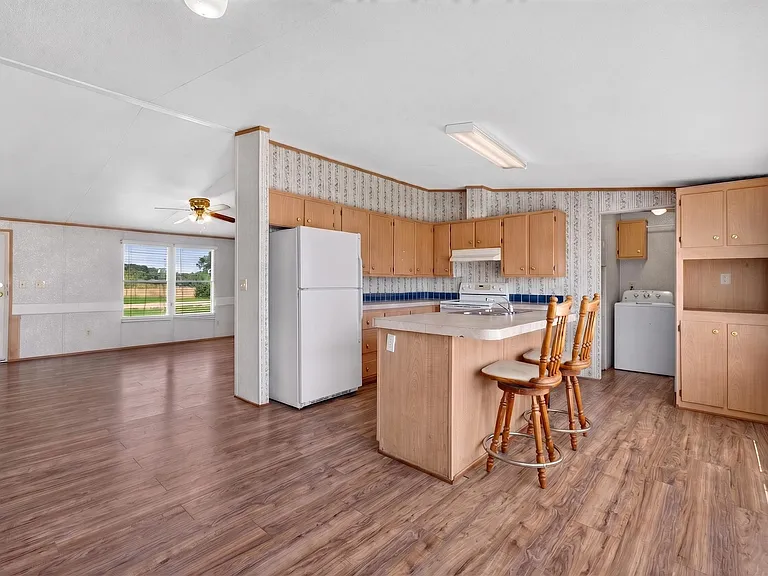 875 W Farm Road 71 — Photo 23