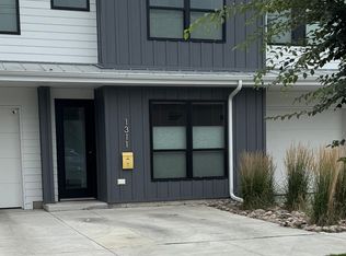 1311 E Sweet Ave, Bismarck, ND 58504