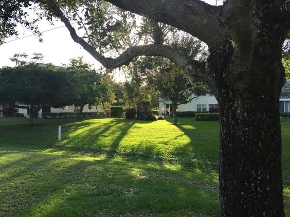 1086 Forest Lakes Dr APT 109, Naples, FL 34105