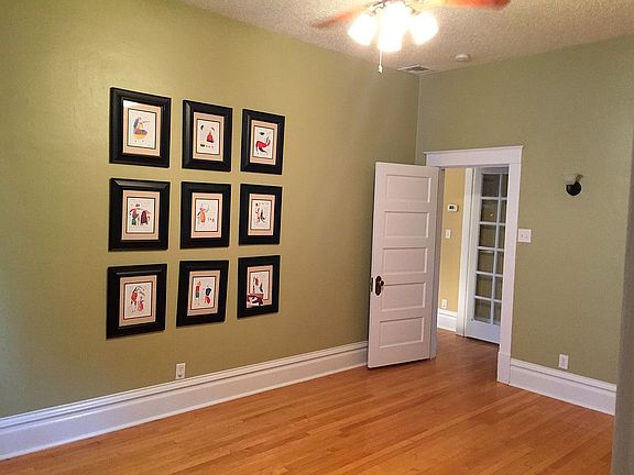 5th image of 116 E Avenue B