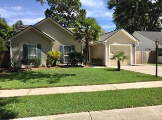 1979 Armory Dr, Mount Pleasant, SC 29466