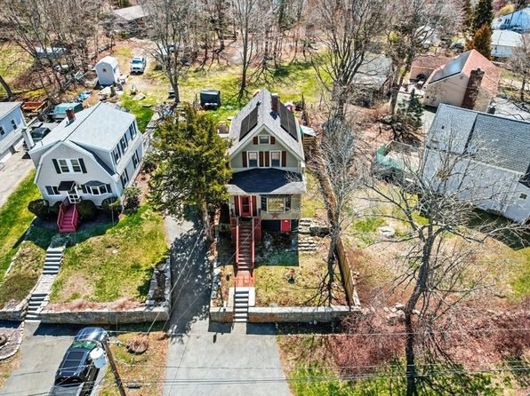 21 Gee Ave, Gloucester, MA 01930