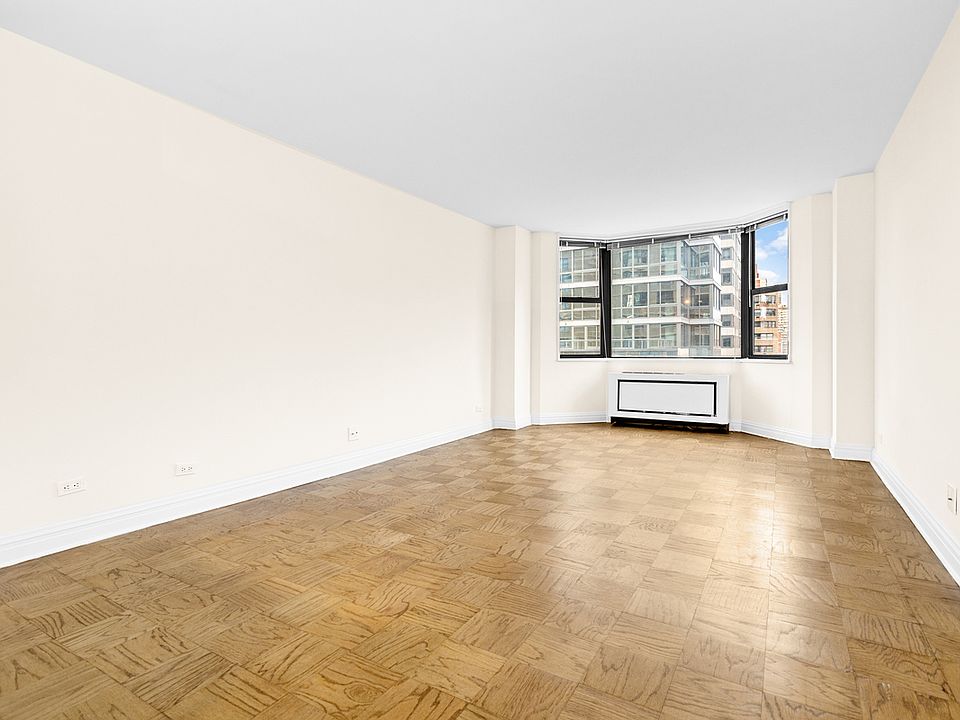 1st image of 400 E 71st St APT 17M