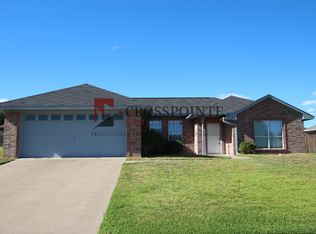 11298 Twin Spires Dr, Flint, TX 75762