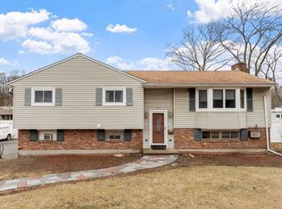 437 Lowell St, Peabody, MA 01960