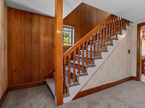 5th image of 175 Berry St