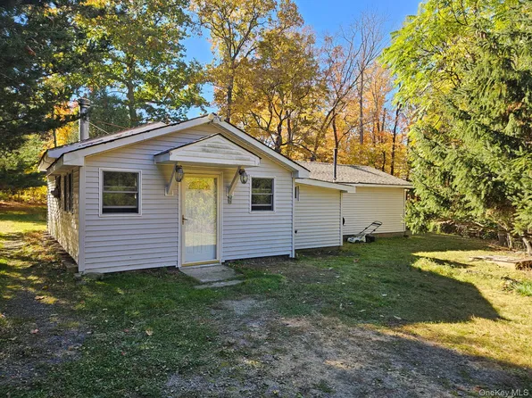 157 White Bridge Rd, Middletown, NY 10940
