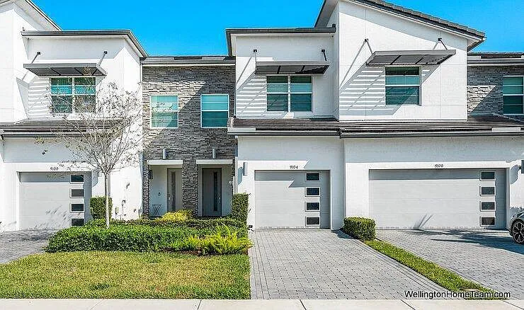 4778 Navali Dr — Photo 2