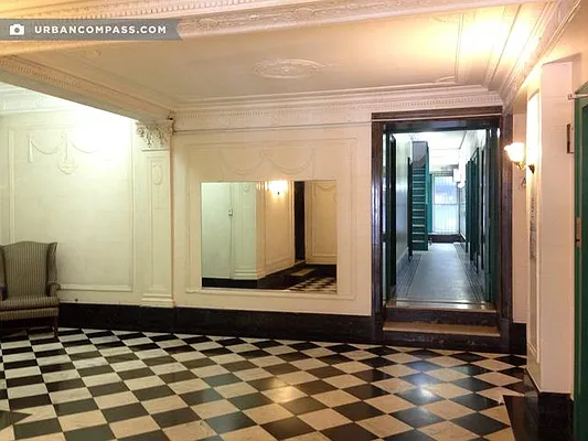 Rented by Compass | media 11