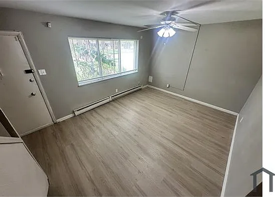 7634 Hazelcrest Dr — Photo 12