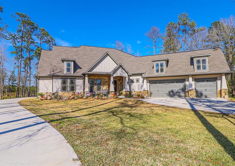 1st image of 1208 Chateau Woods Parkway Dr