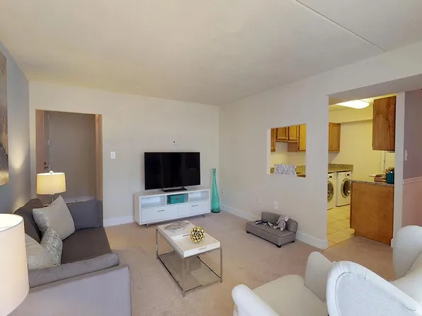 Stuart Woods Apartments