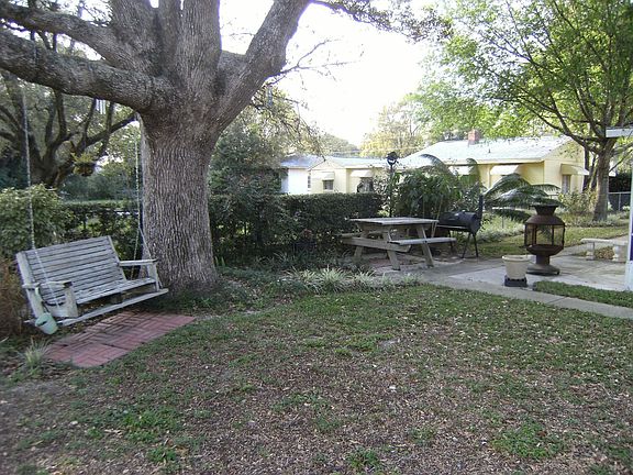 Backyard (Great BBQ Area)
