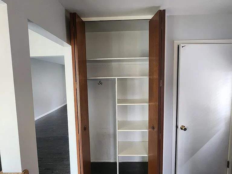 1501 W Farnum Ave — Photo 15