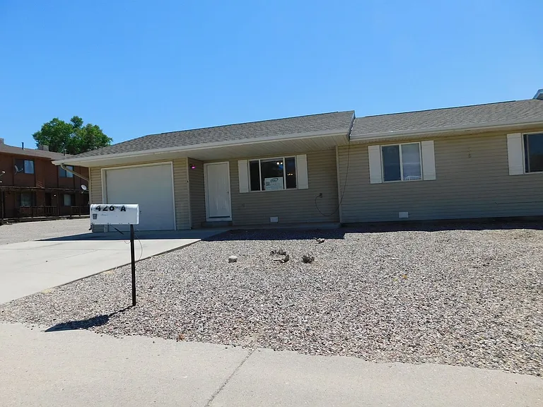 426 Pendleton St — Photo 1