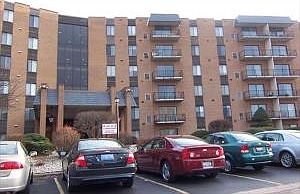 1st image of 900 W Sunset Dr APT 103