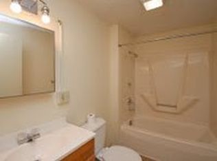 120 1/2 N Main St #1, Keyser, WV 26726