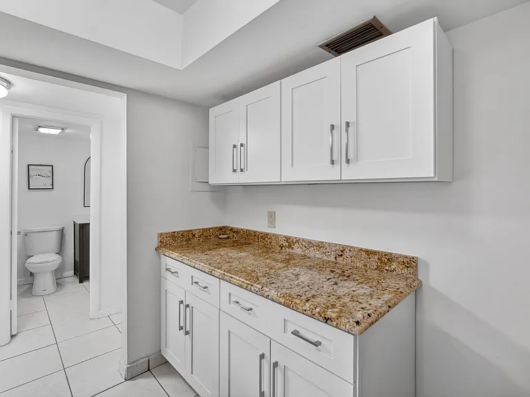 3900 N Hills Dr #306 — Photo 7