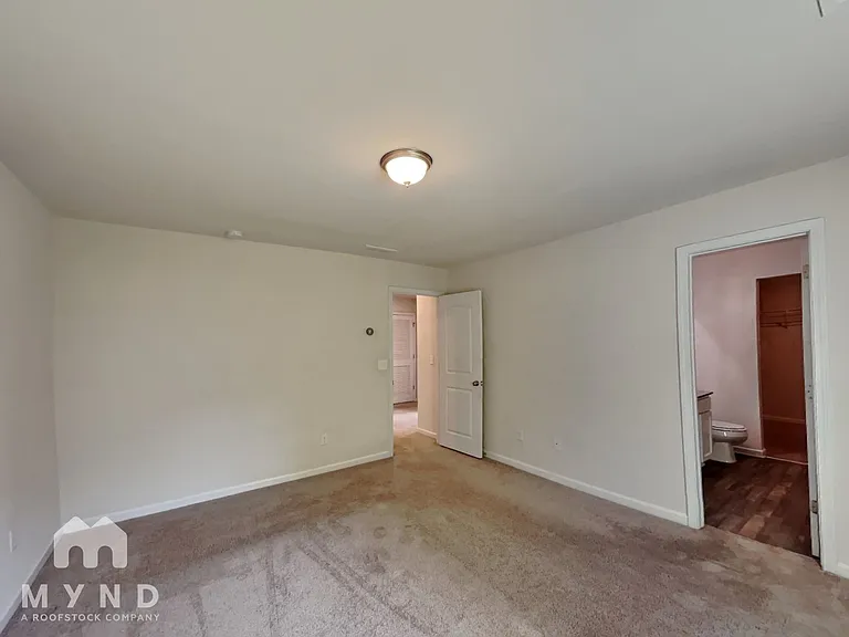418 Jada Ln — Photo 12