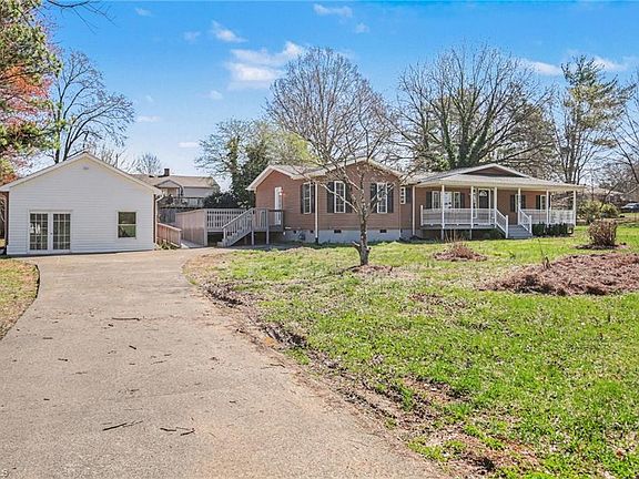 2nd image of 259 Stewart Rd