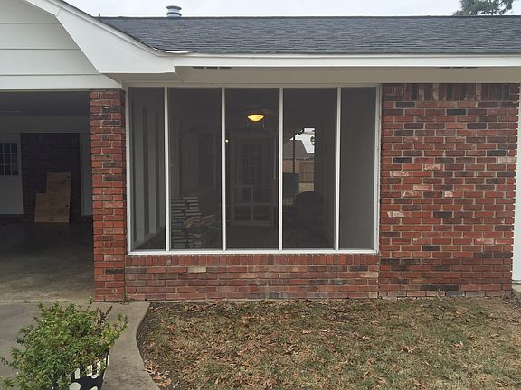 3rd image of 1111 Oliver St