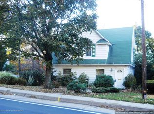 520 W Grove St, Clarks Summit, PA 18411