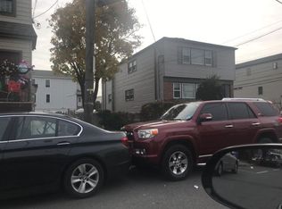 196 Orient St, Bayonne, NJ 07002