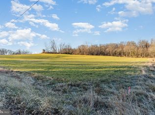 3 Schoolhouse Rd, Middletown, PA 17057